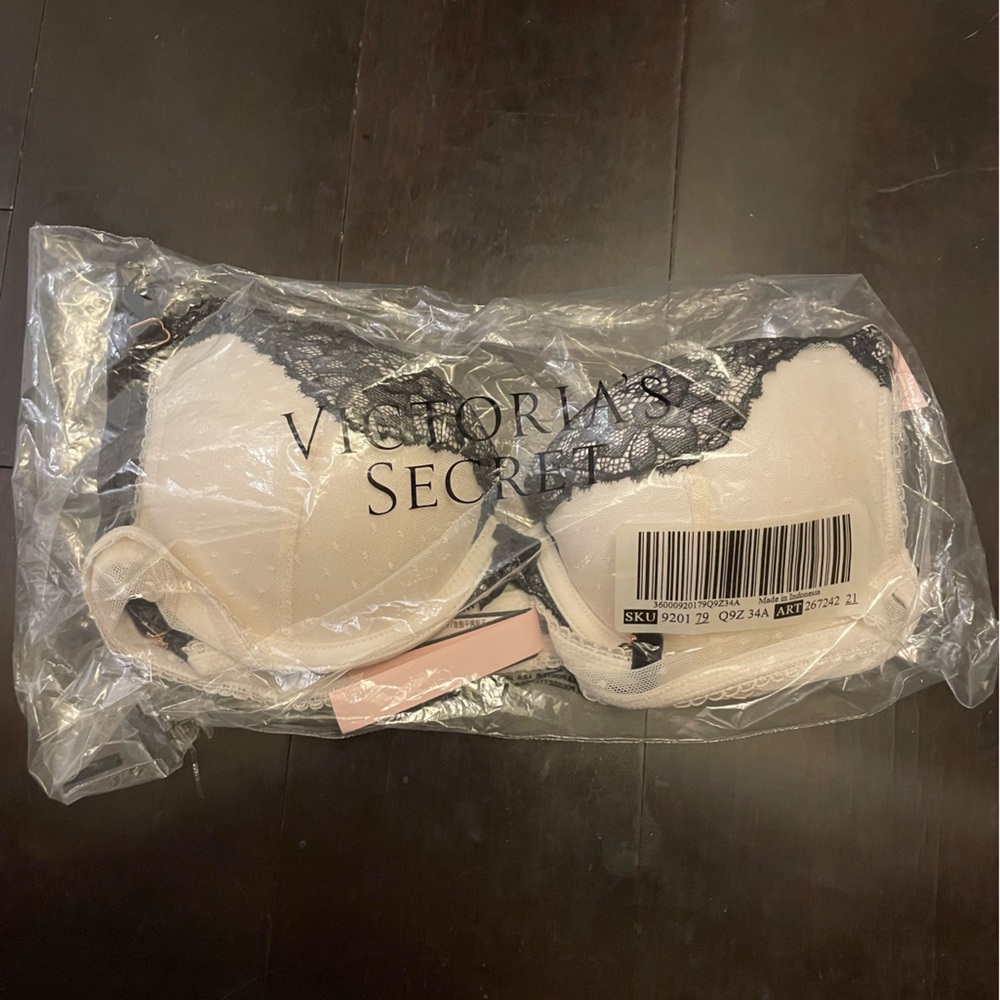 White and black lace, Victoria’s Secret bra
